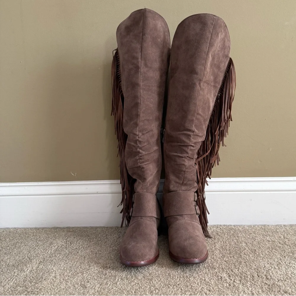 NWOB Brown Vegan Suede Over Knee Fringe Riding Boot Lined Western Boho Sz 6.5